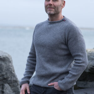 Wool sweater 100% wool grey