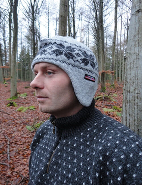 Knitted Norwegian wool cap with earflaps